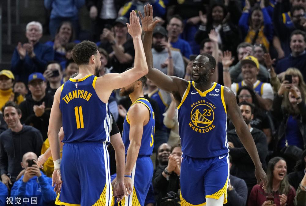 场球员果断 场球员果断