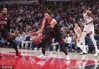 并在赛后接 并在赛后接